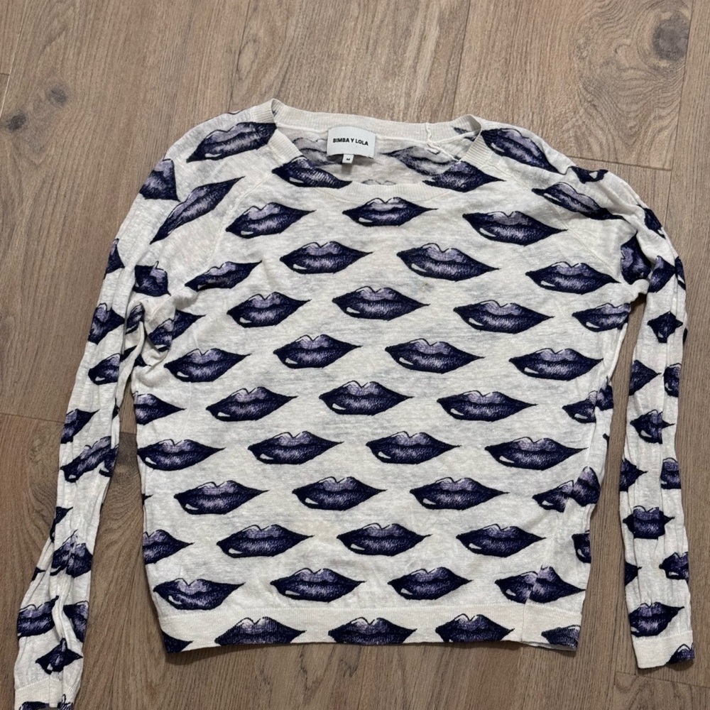 Bimba y Lola Printed Lips Sweater - White and Blue M